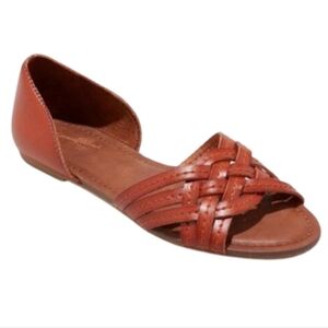 Universal Thread Vail Huarache sandals